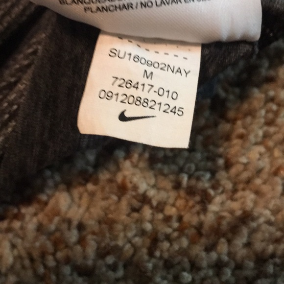 Nike Dry-FIT training tank - Picture 4 of 6